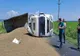 Trafic blocat pe DN11, din cauza unui autocamion răsturnat