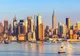 Magia Crăciunului în vitrinele New York-ului: o tradiție de peste un secol transformată în spectacol urban