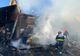 Gospodărie distrusă de flăcări, la Întorsura Buzăului! Persoană rănită în incendiu
