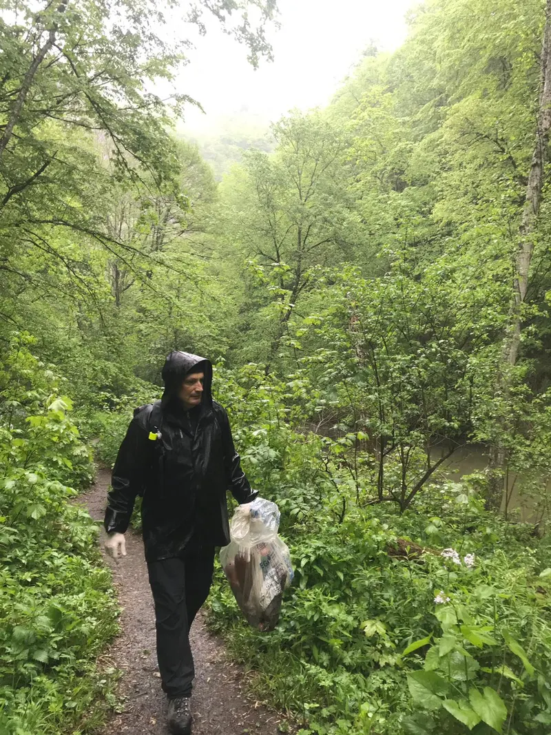 Jandarmi ecologizare Cheile Varghisului mai 2019 - 5